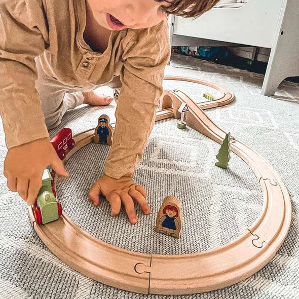 Figure of Eight Train Set