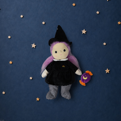 Dress Me Dinky Dinkum - Willa Witch